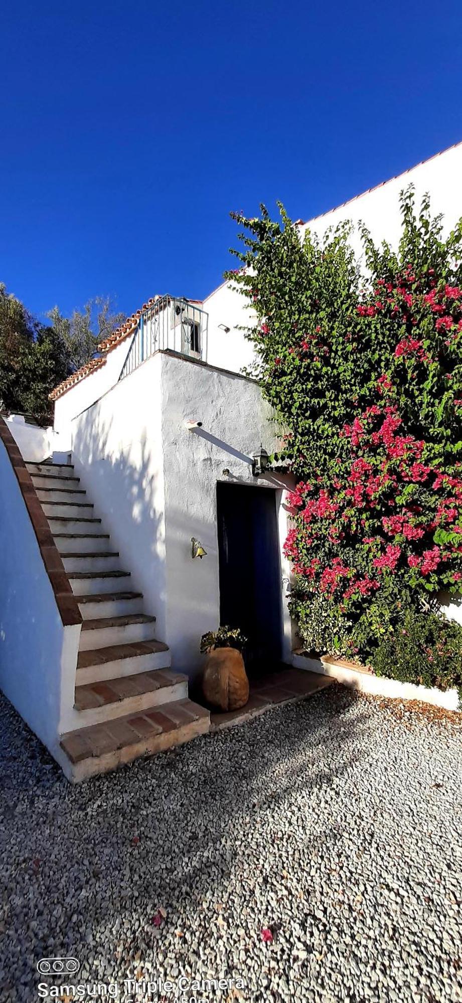 Landhaus Attico Montes With Private Pool Viñuela